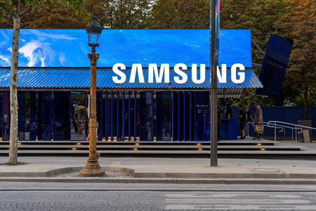 Paris, France - Aug 10, 2024: Samsung and Alibaba Olympic Experience Pop-Up on Champs-Elysees at duskのeditorial素材
