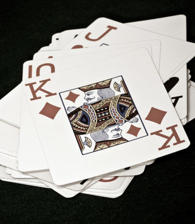 playing caeds