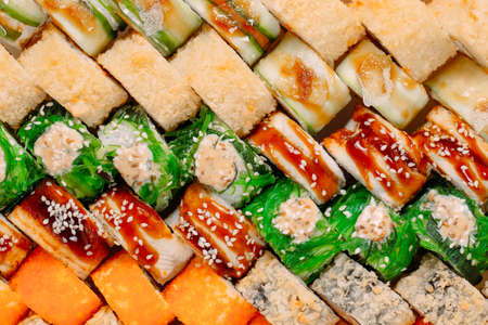 Many types of Shusha are stacked in a row.の写真素材