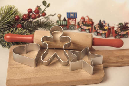 ginger cookies, gingerbread man , making christmas cookies , christmas conceptの写真素材