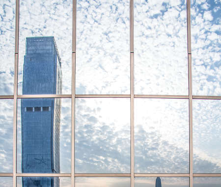 Shennan Road in the middle of the dayのeditorial素材