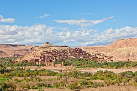 Fortified City (Ksar) with Mud Houses in the Kasbah Ait Benhaddou near Ouarzazate, Morocco. Souss-Massa-Dra&Atilde,&cent, region. Ounila River.の写真素材
