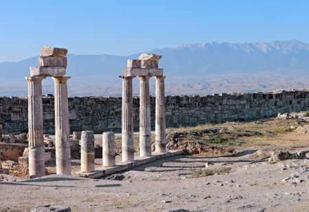 Temple near South Gate in Hierapolis ancient Greco-Roman and Byzantine city. It is is located adjacent to Pamukkaleのeditorial素材