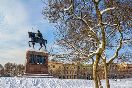 Winter scene with old statue of king Tomislav in Zagreb capital of Croatia のeditorial素材