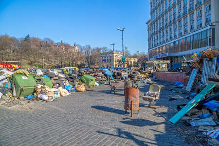 KIEV, UKRAINE - MARCH 22, 2014  Barricades on the Khreshchatyk street still stand because people distrust politicians and waiting for the Presidential elections のeditorial素材