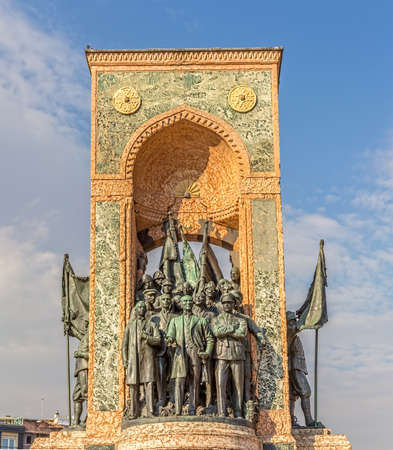 ISTANBUL, TURKEY - SEPTEMBER 28, 2013: Republic Monument on Taksim Square is a major tourist attraction.のeditorial素材