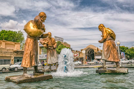 Three old travelers statues in Yazdのeditorial素材