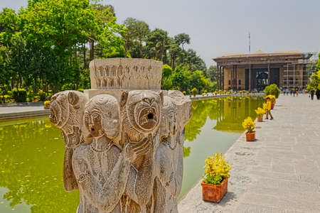 ISFAHAN, IRAN - MAY 8, 2015: Decorative statue in the Chehel Sotoun palace courtyard on a sunny day.のeditorial素材