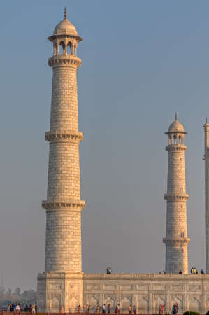 The Taj Mahal minarets, Indiaのeditorial素材