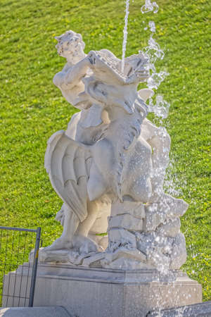 Stone statues in Belvedere gardens in Wien, Austriaのeditorial素材