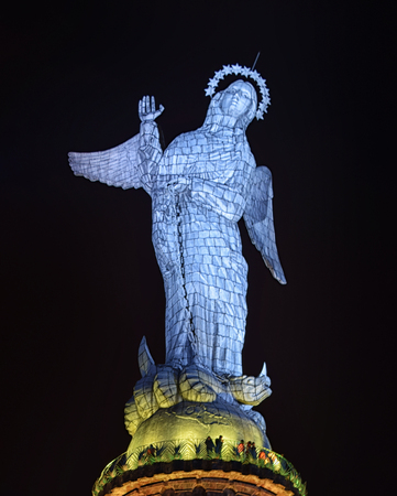Virgen panesillo quito ecuador cercaの写真素材
