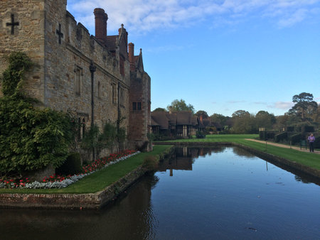 Hever Castle and its moat on a beautiful day.  Hever Castle was the home for Anne Boleyn and Anne of Cleves.のeditorial素材