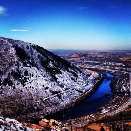 Appalachian  mountain trail in winterの素材