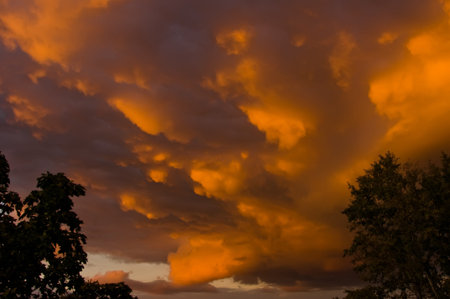 Decline in clouds of the sun with beams background