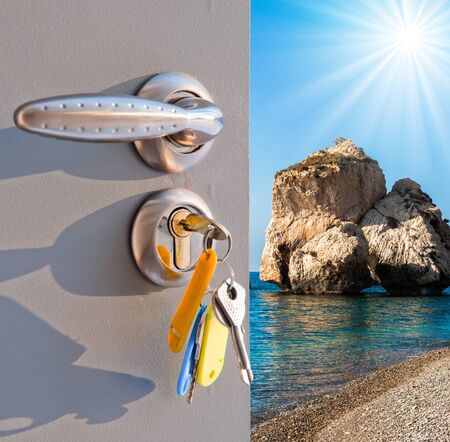 Open the door handle and keysの写真素材