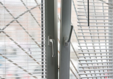 window on the outside of the buildingの写真素材