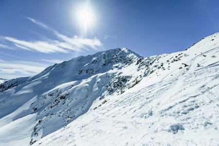 Pirin Mountain in Winter. Peaks mountain Pirin covered in snow in Winter. Bansko, Bulgariaの写真素材