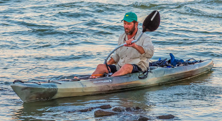 Kayak Past Rocksのeditorial素材