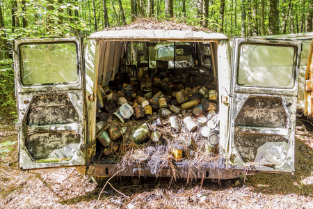 Old Van Oil Cansのeditorial素材