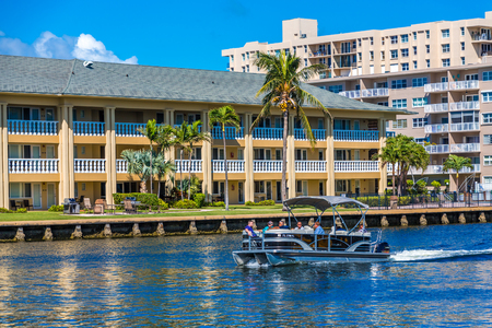 FORT LAUDERDALE, FLORIDA - February 24, 2018: The Intracoastal Waterway is 3,000-miles long from Boston, Massachusetts, around the southern tip of Florida to Brownsville, Texasのeditorial素材