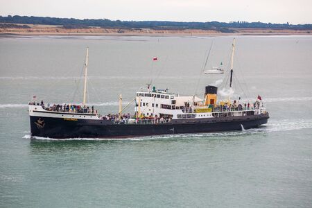 ShieldHall Ferry Leaving Southamptonのeditorial素材