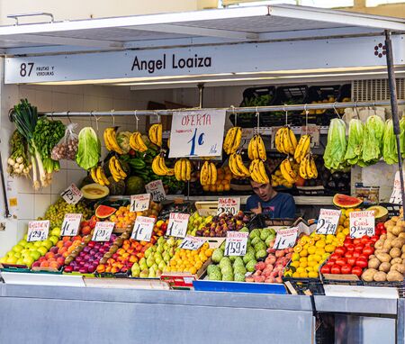 CADIZ, SPAIN - September 27, 2016: C diz is an ancient city in Spain. The port boomed in the 16th-century as a base for exploration and trade, but is now a popular tourist and cruise ship destinationのeditorial素材