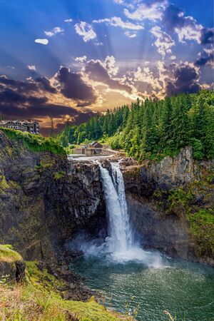 Sunrise Over Snoqualmieの写真素材
