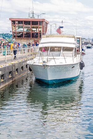 Cabin Cruiser Through Ballard Locksのeditorial素材