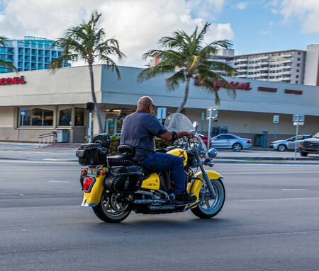 FORT LAUDERDALE, FLORIDA - February 24, 2018: Dade-Broward County is the cultural and economic center of South Florida and is a major leader in boating, tourism, the arts, and the cruising industry.のeditorial素材