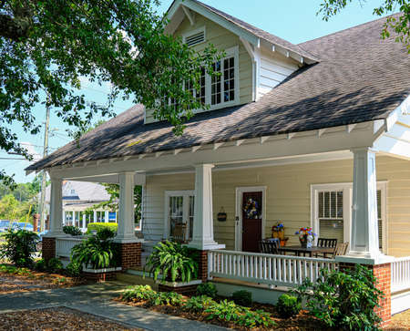 Front Porch on Old Yellow Farmhouseのeditorial素材