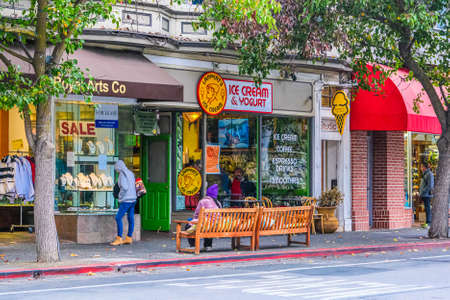 Lapperts Ice Creamのeditorial素材