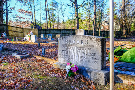 Old Brooks Gravvestone at Cemeteryのeditorial素材