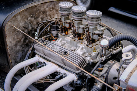 Old Roadster Engine