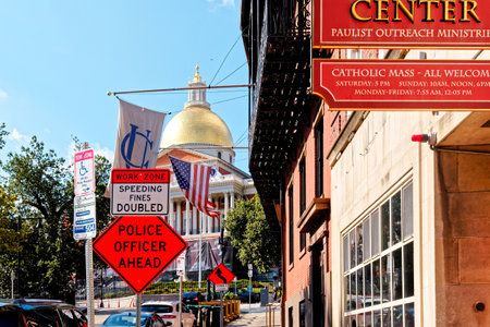 Police Officer Ahead Sign by State House in Bostonのeditorial素材
