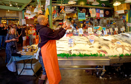 Fish Market inPike Place Market in Seattle, Washingtomのeditorial素材