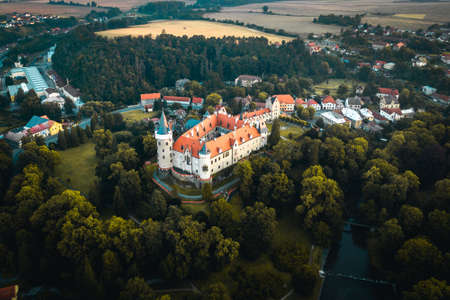 Zleby Chateau is a chateau approximately 7 km east of Caslav. It was originally a castle built by the Lichtenburg family. The first indirect mention of it comes from 1289.のeditorial素材