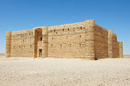 Exterior of the desert castle Qasr Kharana Kharanah or Harrana near Amman, Jordan. Built in 8th century, used as caravanserai.のeditorial素材