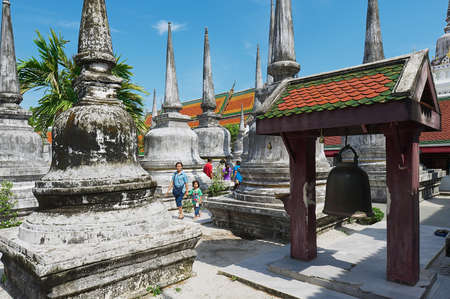 Nakhon Sri Thammarat, Thailand, April 03, 2012 - People visit Chedi Phra Baromathat in Nakhon Sri Thammarat, Thailand.のeditorial素材