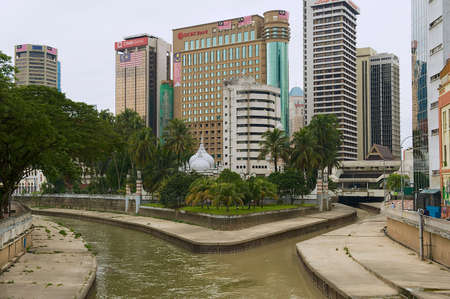Kuala Lumpur, Malaysia - August 29, 2009: View to the confluence of the Klang and Gombak rivers with the beautiful Masjid Jamek Mosque at the background in Kuala Lumpur, Malaysia.のeditorial素材