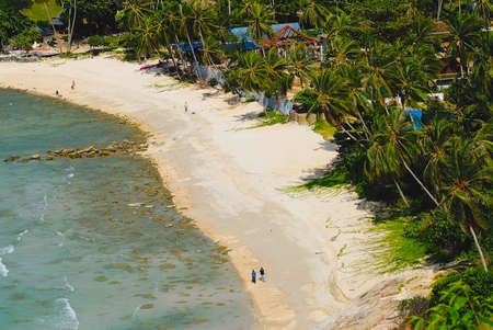 Koh Samui, Thailand - July 13, 2007: View to the sandy beach at Samui island, Thailand.のeditorial素材