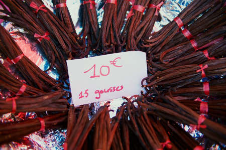 Saint-Denis De La Reunion, France - December 04, 2010:  Dry vanilla sold at the market stall with price tag of 10 Euro per 15 piecees in Saint-Denis De La Reunion, France.のeditorial素材