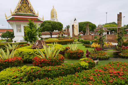 Phitsanulok, Thailand - August 23, 2011: Wat Phra Sri Rattana Mahathat Temple in Phitsanulok, Thailand.のeditorial素材