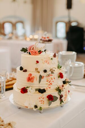 Beautiful wedding cake