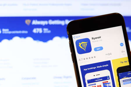 Los Angeles, California, USA - 26 November 2019: Ryanair app icon on phone screen with logo on blurry background, Illustrative Editorial.のeditorial素材