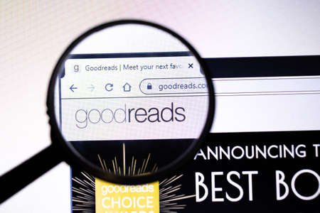 Los Angeles, California, USA - 23 January 2020: GoodReads website page. GoodReads.com logo on display screen, Illustrative Editorial.のeditorial素材