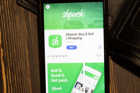 Los Angeles, California, USA - 12 February 2020: Shpock App Store page close up , Illustrative Editorial.のeditorial素材