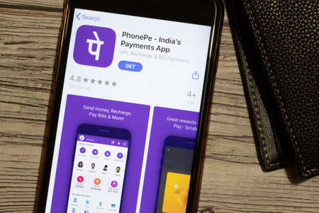 Los Angeles, California, USA - 12 February 2020: PhonePe App Store page close up , Illustrative Editorial.のeditorial素材