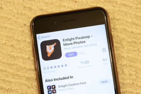 Los Angeles, California, USA - 12 February 2020: Enlight Pixaloop App Store page close up , Illustrative Editorial.のeditorial素材