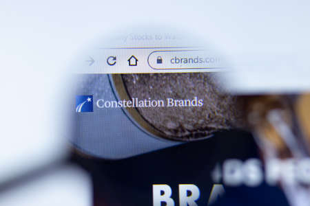 Moscow, Russia - 1 June 2020: Cbrands.com website page. Constellation Brands Cbrands logo on display screen, Illustrative Editorialのeditorial素材