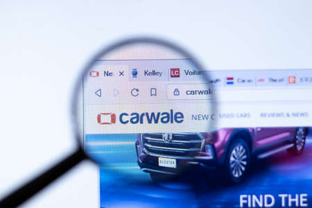 New York, USA - September 29, 2020: Carwale carwale.com company website with logo close up, Illustrative Editorial.のeditorial素材